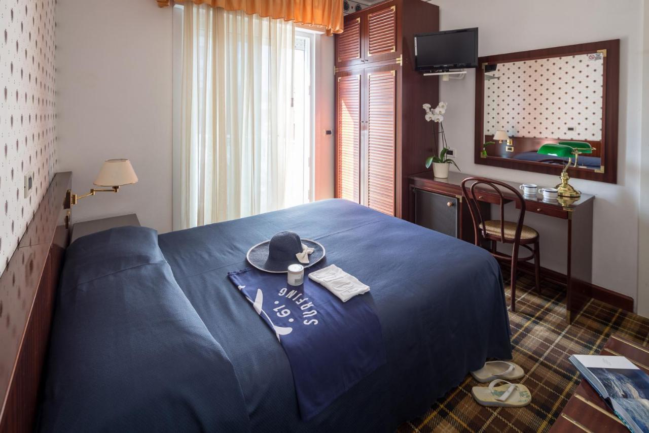 Hotel Astro Lignano Sabbiadoro Ngoại thất bức ảnh