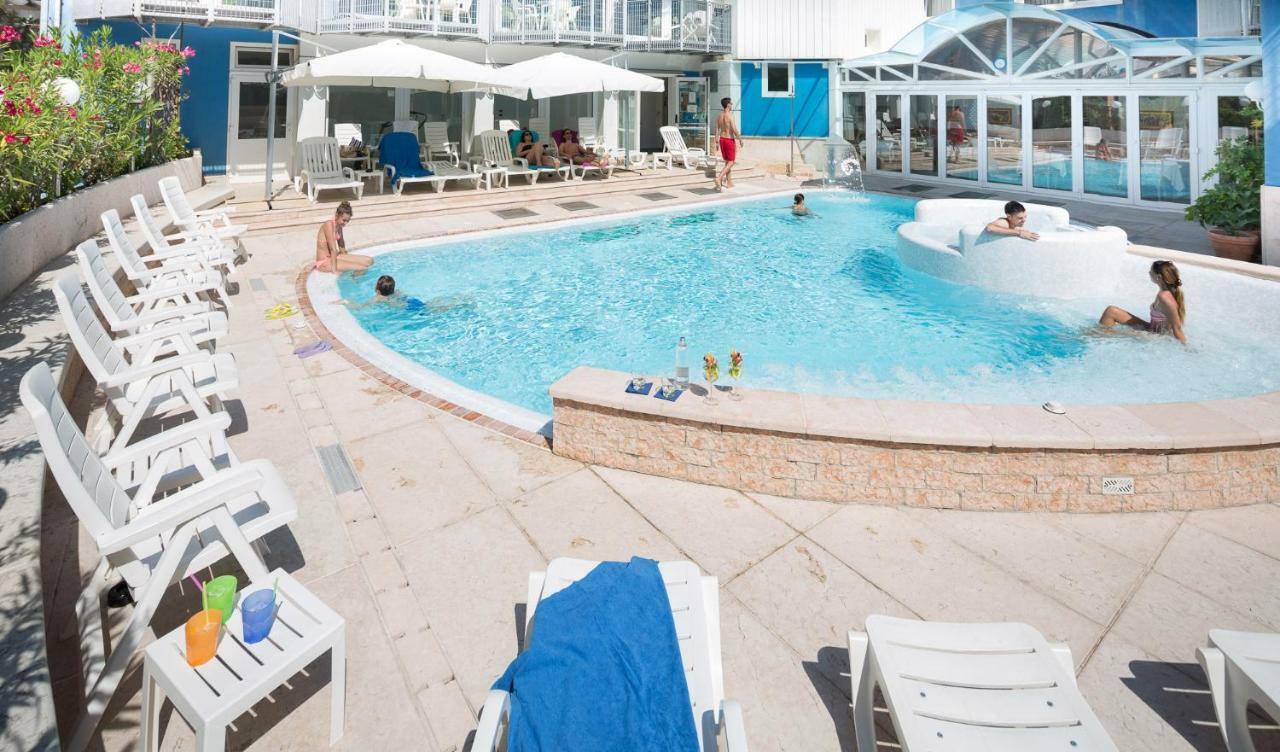 Hotel Astro Lignano Sabbiadoro Ngoại thất bức ảnh
